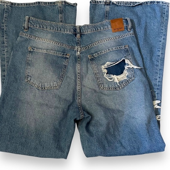 FREE PEOPLE WE THE FREE NEW DAWN FLARE DESTRUCTION JEANS OB1338043 SZ 29 - Picture 4 of 10